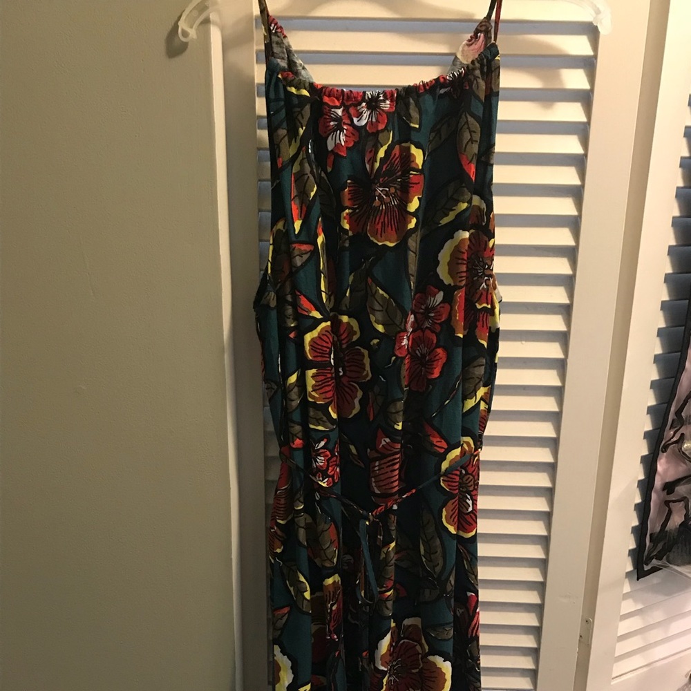 Loft floral maxi dress size medium